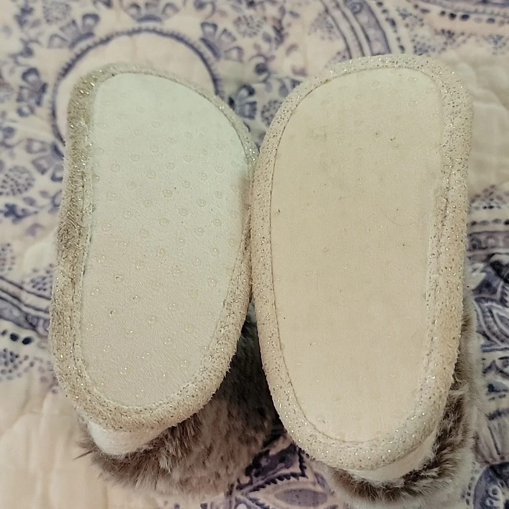 Sz 3 Baby Slipper